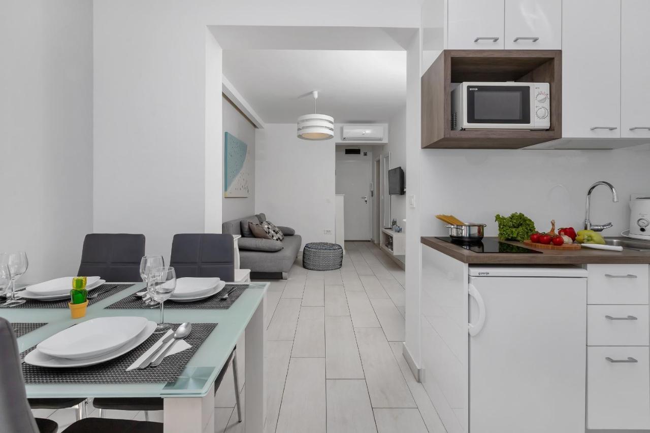 Apartments Villa Joy Podgora Exterior foto